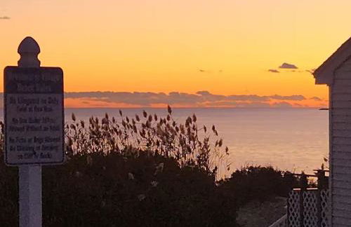 Beach Side Cottage in Narragansett - Photo 17