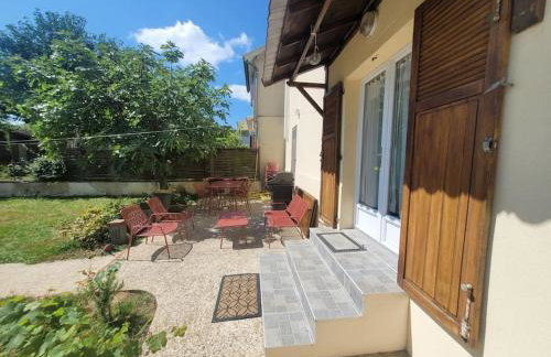 Charmant appartement 35 m2 avec terrasse et jardin - Foto 15