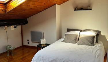 Spacieux et lumineux duplex arty au centre de Sète - Foto 2