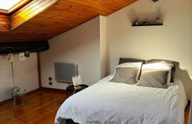 Spacieux et lumineux duplex arty au centre de Sète - Photo 2