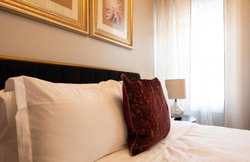 Luxury Federal Hill Home with Rooftop & 4 Parking Spots - Foto 29