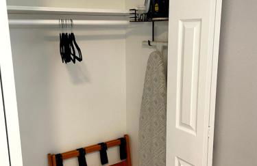 Fully Remodeled, Landscaped, King Beds, Desk Space - Foto 21