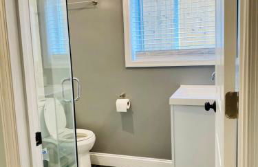 Modern Oasis-steps from DC with free private parking - Foto 29