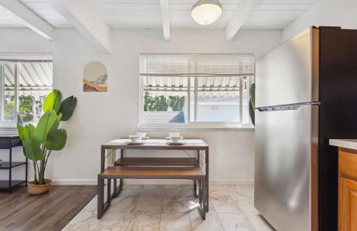 UC Proximity - Cozy City Stay - Free Parking Spot - Photo 22