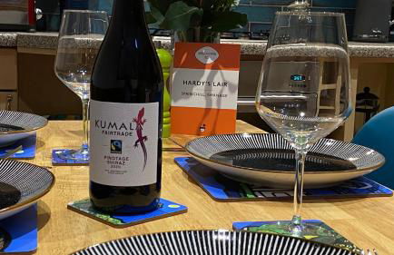 Spacious luxury flat in Swanage, close to beach with parking - Photo 9