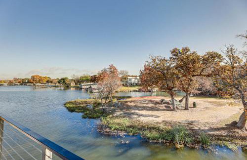 Pet-Friendly Lake LBJ Retreat with Deck and Hot Tub! - Foto 27