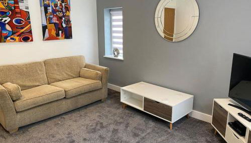 A modern, dog-friendly 3 bedrm canal side property - Foto 5