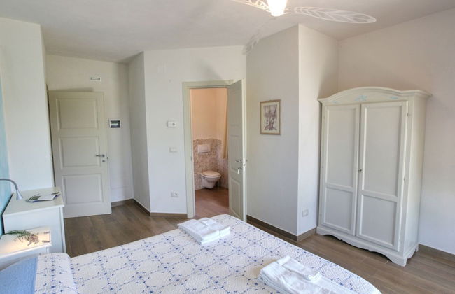 Mansion in San Valentino With Pool - Photo 2