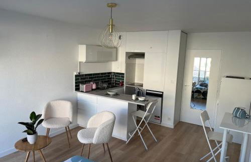 Joli studio cozy, balcon, Cité des Congrès, Gare Sud - Photo 15