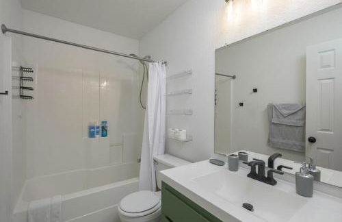 Stylish Pet Friendly Killeen 3BR with Fenced Backyard - Foto 6