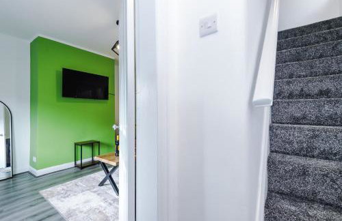 The Acacia Lodge - Beautiful & Modern 3-BR with FREE Parking - Perfect For Business or Work Stays by Parydise Properties - Foto 27