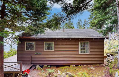 Breathtaking Views! Cozy Log Cabin in Northport - Foto 3