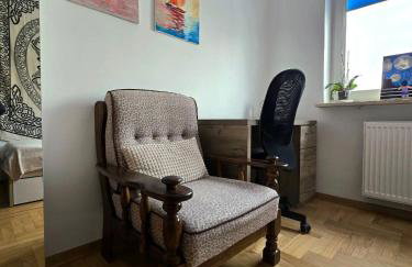 Apartament Przy Metrze i Przy Lesie - Foto 18