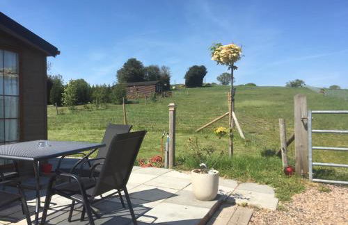 FAIRVIEW FARM Holiday Accommodation 14 Luxury Lodges, Cabins, Dog Friendly, Suitable for Couples, Families and Groups, Wedding Guests , Corporate events, Sleeps 2-65 guests in Ravenshead, Nottingham near Sherwood Forest, set in 88 acres - Photo 33