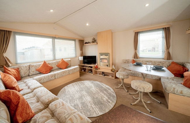 Inviting 3-bed Caravan on Sand Le Mere, Tunstall - Foto 12