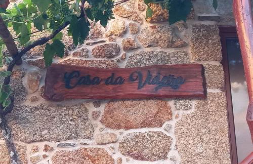 Casa Largo S Lourenço e Casa da Videira - Photo 14