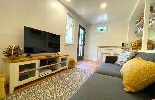 Private Wine Country-River Bungalow! Sunny Treetop Views - Pets Stay Free - Foto 51