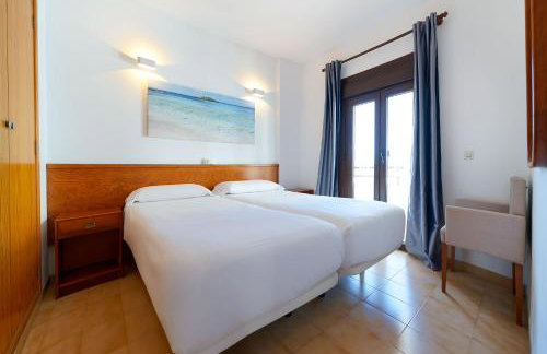 R2 Cala Millor - Foto 52