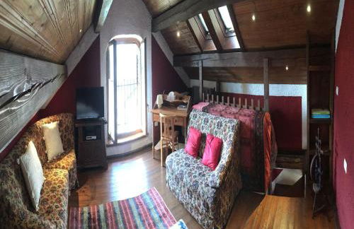 Cottage in Italy With Alpine Fireplace - Foto 17