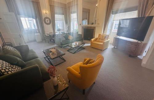 Luxury London 3 Bedroom Duplex with Pool Table - 4HS - Foto 14