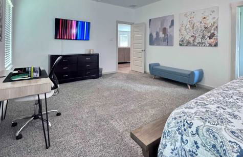 Newly built home Spacious & Comfortable 4BR 2BA - Photo 11