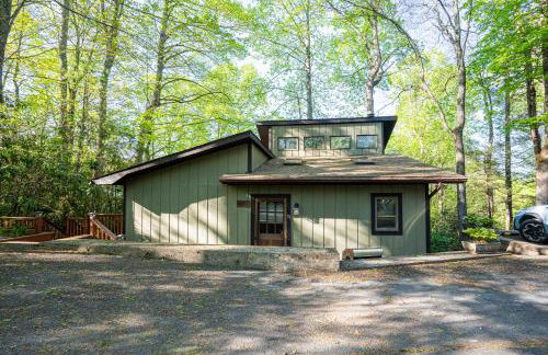 King Bed, Putt-Putt w/ Hot Tub, & Other Games - Foto 5