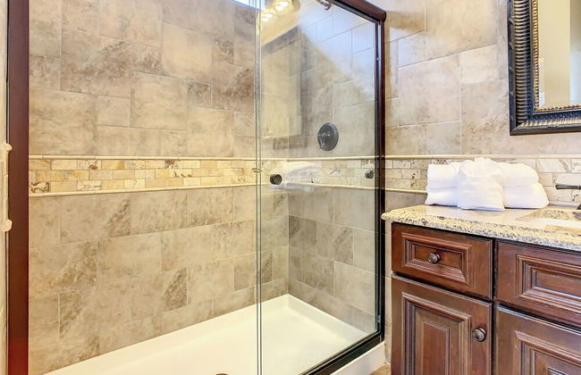 Comrow Castle Magical Getaway - Photo 21