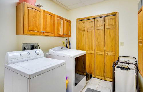 Pet-Friendly Vienna Cabin with Screened-In Porch! - Photo 22