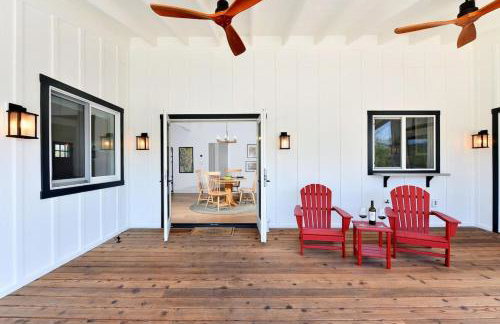 Completely Remodeled Farmhouse With Stunning Views Of Dry Creek Valley - Foto 9