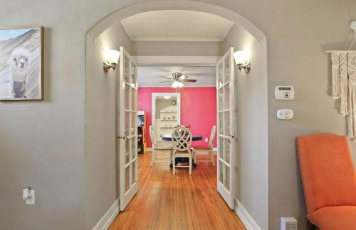 Bohemian Bungalow Pac-Man, walk downtown, pet friendly - Foto 4