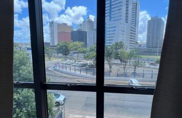 Apto com piscina e garagem para até 04 hóspedes perto SSA Shopping - Foto 12