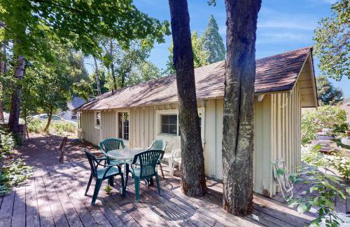 Walk to Town! Dog-Friendly Quincy Getaway with Deck - Foto 20