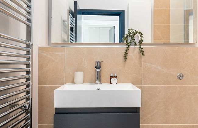 Radiant 2 Bed Flat near Portobello - Foto 22