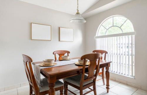 Quiet Getaway to Tampa & Orlando - Photo 4