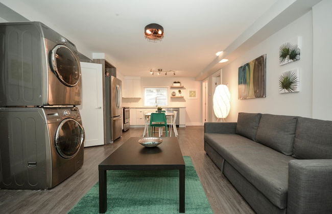 M. Hooper Downtown Luxury - Photo 30