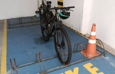 Studio aconchegante com vista para o mar de Itapuã - Foto 16