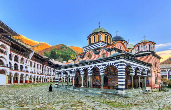 Seven Rila Lakes + Rila Monastery Day Trip - Foto 3