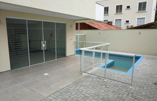 Apê novo Canasvieiras, 2 garagens, excelente localização - Foto 43