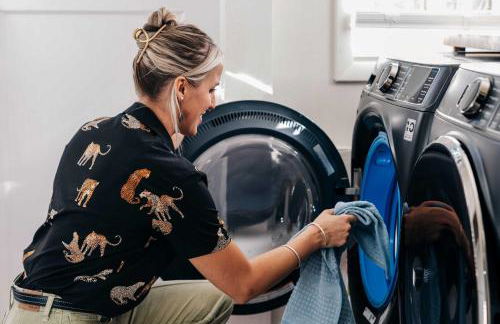 Sanctuary on 3rd - Walk to UF , Parking , Grill - Photo 68