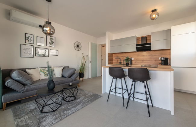 Apartments Mare B with pool - Photo 41