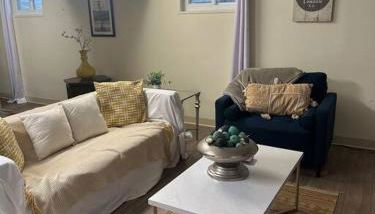 Roomy Oasis DC area pet friendly - Foto 5