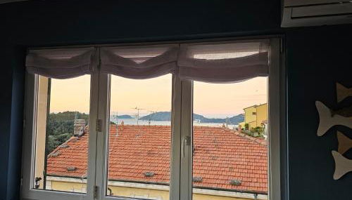 La Terrazza sul Golfo dei Poeti con vista mare - Photo 3