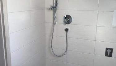 4 * Wohnung SPA Whirlpool & Sauna in Seenähe - Foto 3, Shower