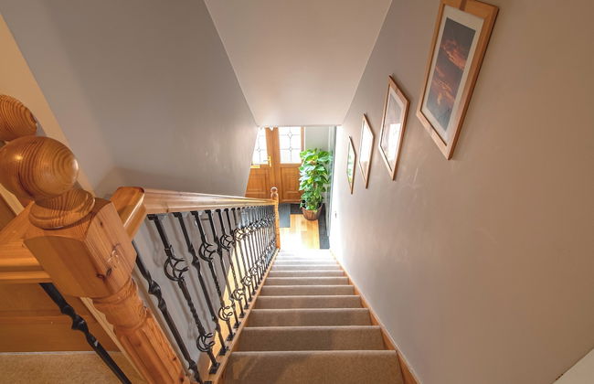 Luxurious Sheffield Villa With Stunning Views - Photo 14