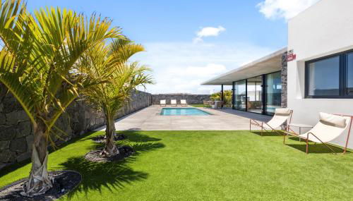 Villa Macaronesian - Foto 4, Garden, sunbed, Garden view