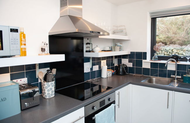 Croft 7 Geary Self Catering Studio - Photo 25