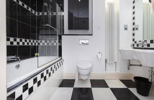 Thrushley Cottage - sleeps 7 - with roof terrace - Foto 10