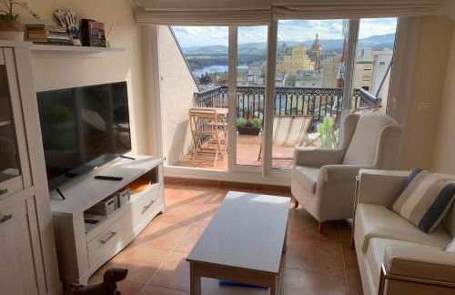 MODERNO PISO CON LA MEJOR TERRAZA DE RIBADEO Y VISTAS MARAVILLOSAS - Foto 16