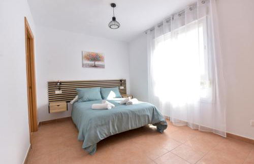 New Premium Apartment - Free Parking & Pools - Photo 15