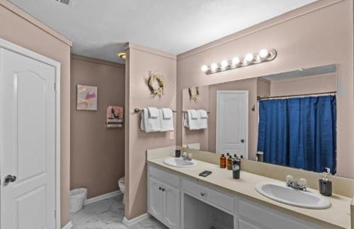 10 Mins to Tiger Stadium South Burbank Bungalow - Foto 14